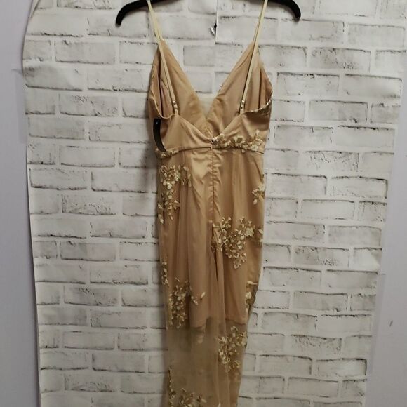 M dress   - Picture 3 of 4